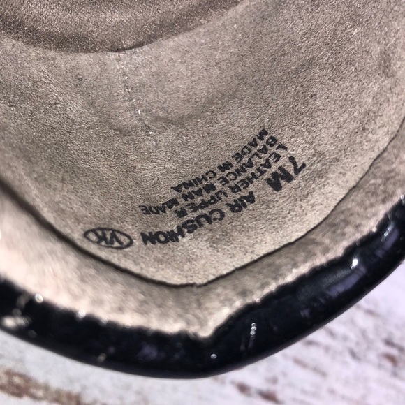 Aerosoles Air Cushion Black Leather Suede Size 7 - Picture 9 of 10